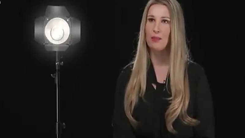 بالفيديو .. خطأ بسيط يُغير مصير امرأة ألمانية كانت تعتقد أن المملكة صحراء وجمال فقط