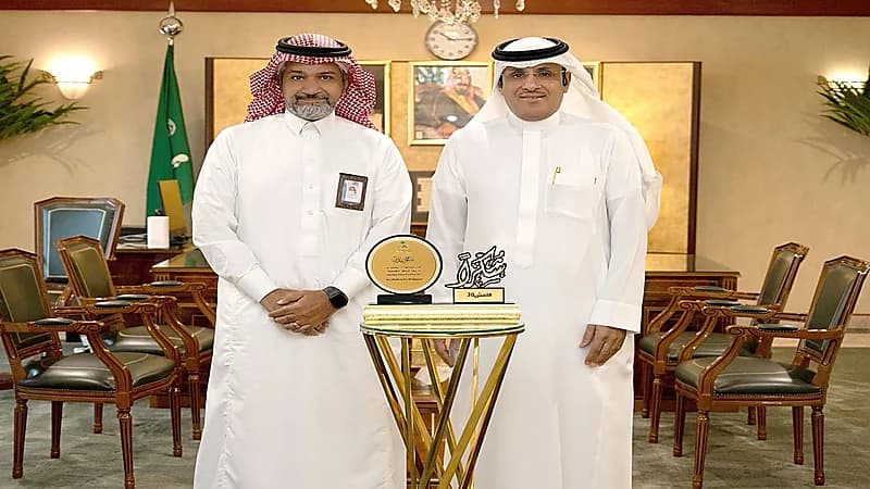 مدير صحة جدة يُكرّم المهندس هتان حموده لجهوده في إنجاح فعالية امش 30