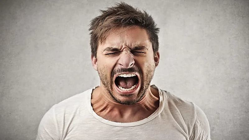 كيف يعاقب المريض النفسي قانونيًا في حال الاعتداء أو التسبب بضرر؟