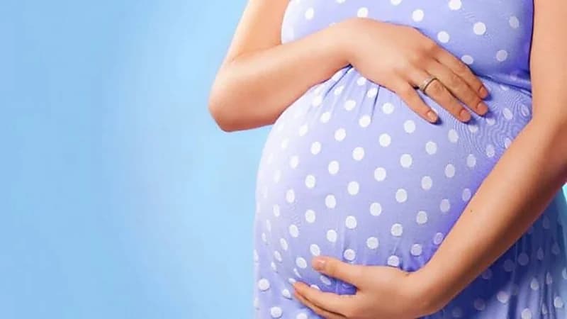 مدى خطورة صبغات الشعر على صحة الجنين