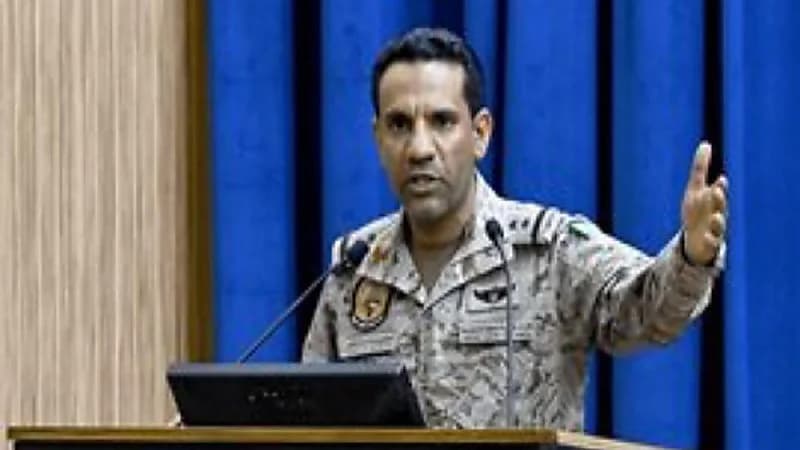 بالفيديو.. التحالف العربي ينقل 160 مهاجرًا إفريقيًا من اليمن