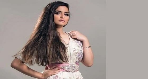 بالفيديو.. حلا الترك تؤدي أغنية تيتانيك