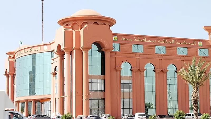 بالفيديو.. صدور حكم بالقتل تعزيرًا بحق قاتل شاب بإحراقه داخل مركبته في جدة