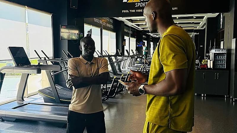 كانتي يواصل تدريباته مع مدربه الخاص في باريس