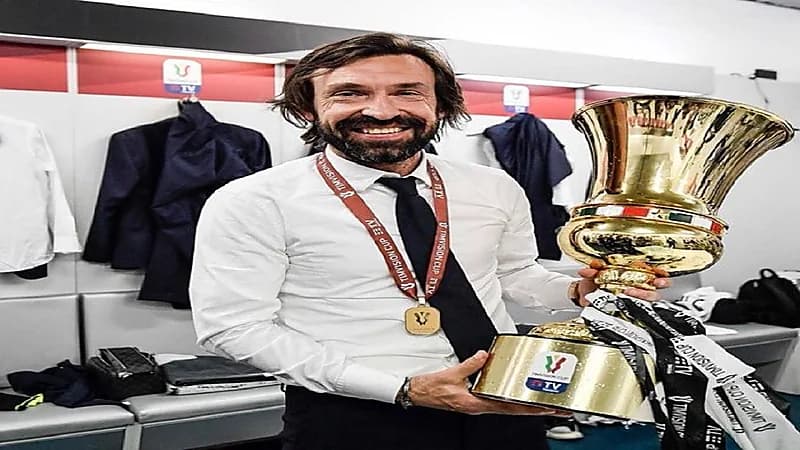 يوفنتوس يعلن إقالة مدربه أندريا بيرلو من منصبه