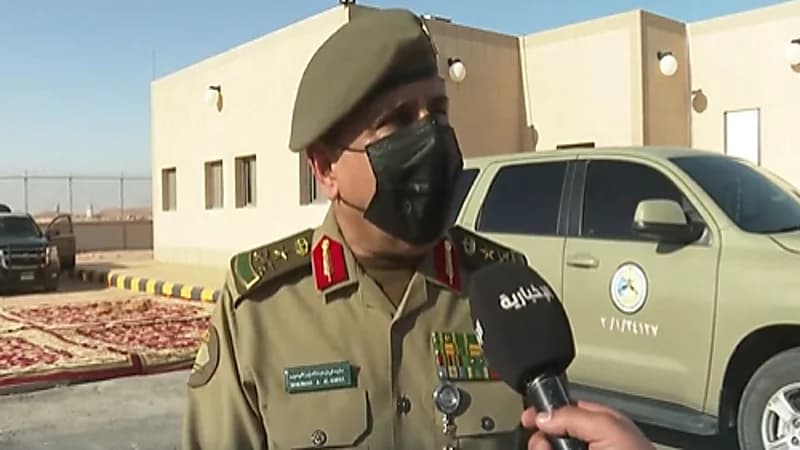 "الجوازات": نستخدم أحدث التقنيات في منفذ الربع الخالي  (فيديو)