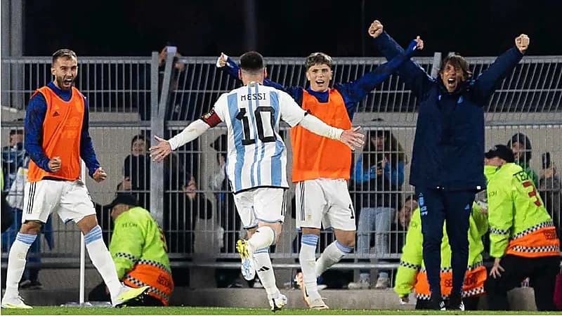 اعتبره خائنًا.. ميسي يتسبب في استبعاد "غارناتشو" من مونديال 2022