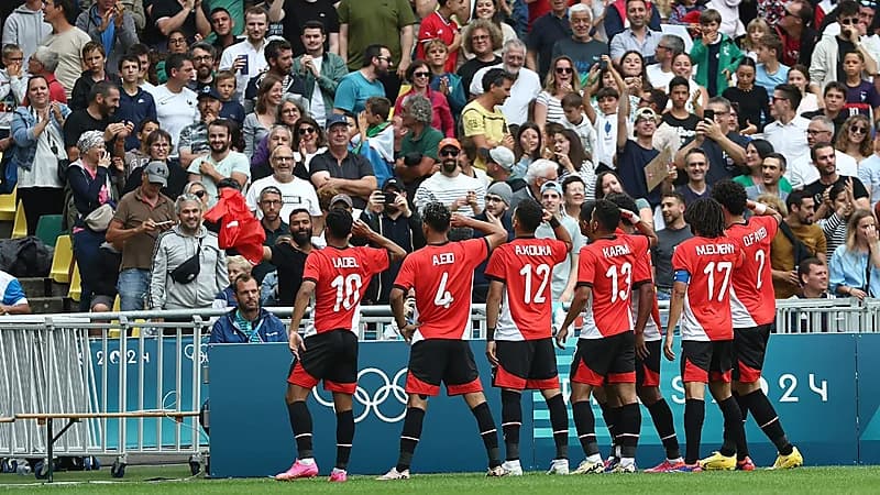 مصر تفوز على أوزباكستان بهدف نظيف .. فيديو