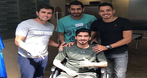 " الحافظ " يغادر المستشفى برفقة كارلوس إدواردو