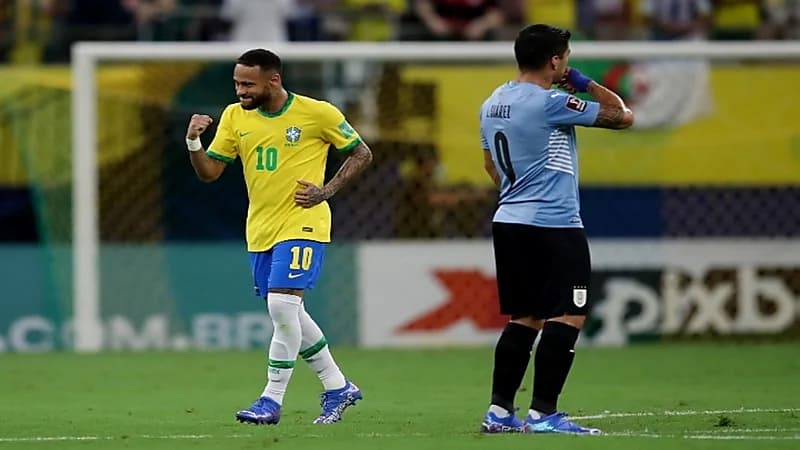 بالصور.. البرازيل تقترب من المونديال بعد فوز ساحق على أوروغواي