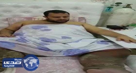 بالفيديو ..مأساة مواطن مصاب بمرض الانسداد في الغدد الليمفاوية..وزوجته تناشد بعلاجه