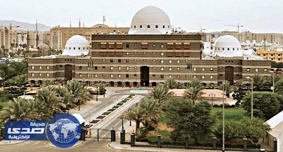 أمانة المدينة المنورة تزيل تعديات على أراضٍ حكومية