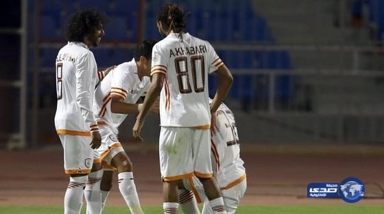 سامي الجابر يمنح لاعبي الشباب راحة الأحد