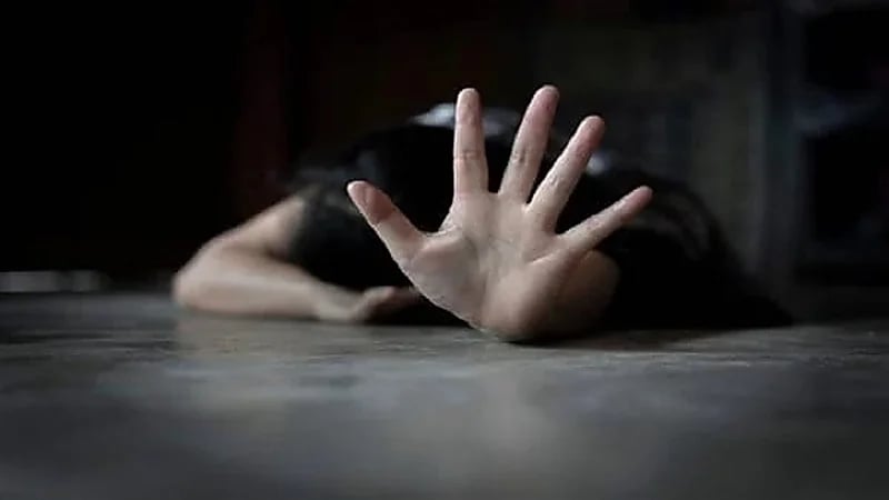 جندي يغتصب زميتله بوحشية بعد انتهاء حفل