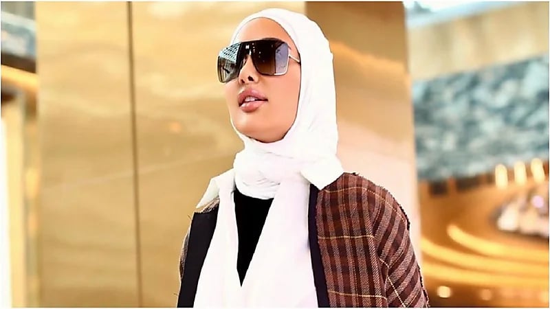 بالفيديو.. أول تعليق لـ جمال النجادة بعد إخلاء سبيلها : "أدفع فاتورة نجاحي"