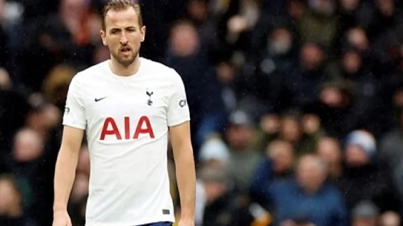 "كين" يطالب بضمانات قبل حسم مصيره مع توتنهام