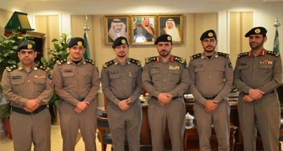 مدير الدفاع المدني بتبوك يقلد عددا من الضباط رتبهم الجديدة