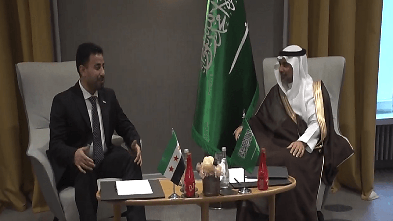 وزير الصحة يلتقي نظيره السوري في جنيف.. فيديو