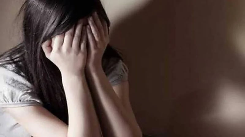 مكافحة المخدرات تحذر من استنشاق المذيبات الطيارة: "يتلف الكبد والرئتين"