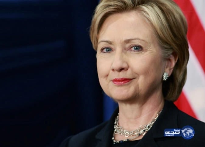 كلينتون تستأنف حملتها الانتخابية الخميس