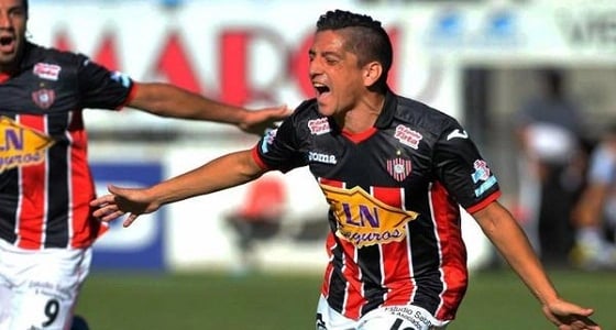 بالصور.. الطائرات السعودية تصل لقاعدة " الظفرة " للمشاركة بتمرين " الحرب الجوي الصاروخي "