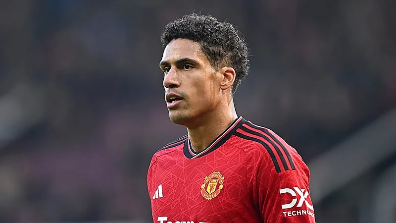 النصر يفاوض مدافع مانشستر يونايتد