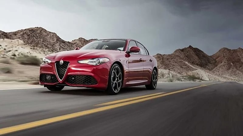 بالصور.. ألفا روميو جوليا 2022 تخطف الأنظار بمواصفاتها