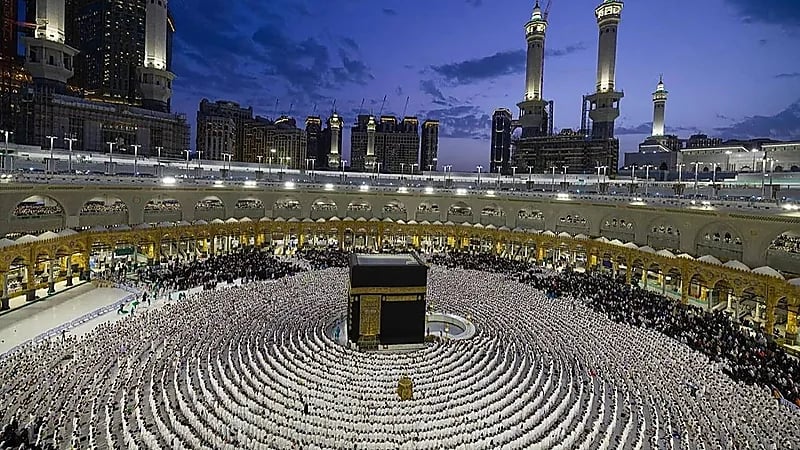 اعتماد جدول صلاتي التراويح والتهجد بالحرمين الشريفين في رمضان