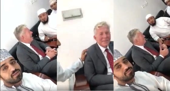 بالفيديو.. كشف حقيقة اعتناق أغنى رجل في العالم للإسلام