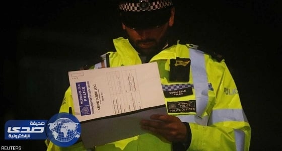 إصابة ضابطي شرطة في هجوم بسكين أمام قصر بكنجهام ببريطانيا