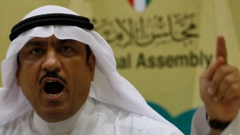 "العدل" : المحاكم من تقرر أحقية الزوجة بمطالبة زوجها " بمسكن"