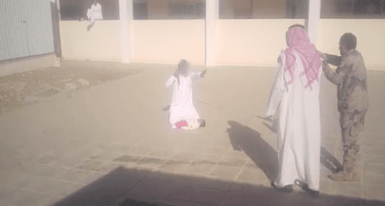 قائد المدرسة يروي تفاصيل إنقاذه لرضيع من الذبح 