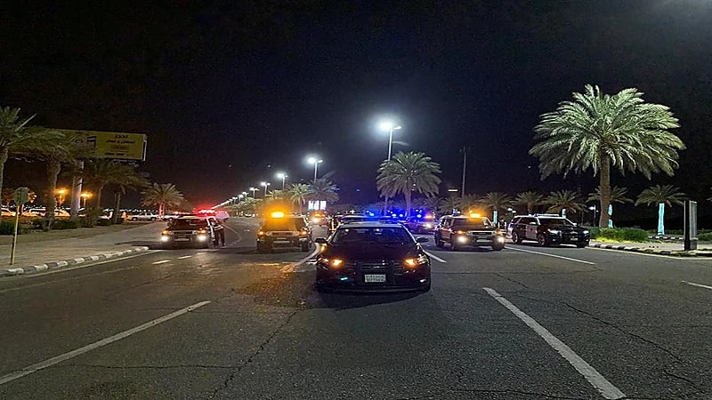 الإطاحة بـ 8 أشخاص إثر مشاجرة جماعية بينهم في الرياض