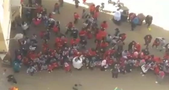 بالفيديو.. طلاب ابتدائي يحتفلون بعيد الأم بالرقص على أغنية " لأ لأ "