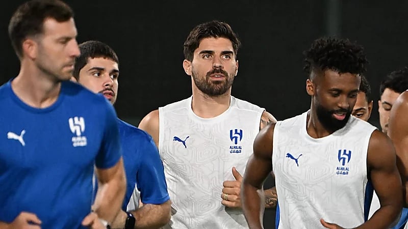 الهلال يختتم استعداداته لمواجهة الأهلي .. صور