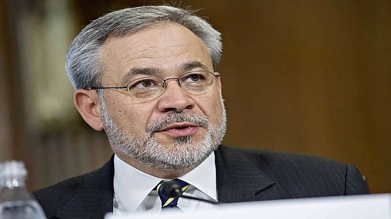 شاهد.. وزير الطاقة الأمريكي السابق: على كل إدارة أمريكية قادمة التعامل مع ‎السعودية باحترام  