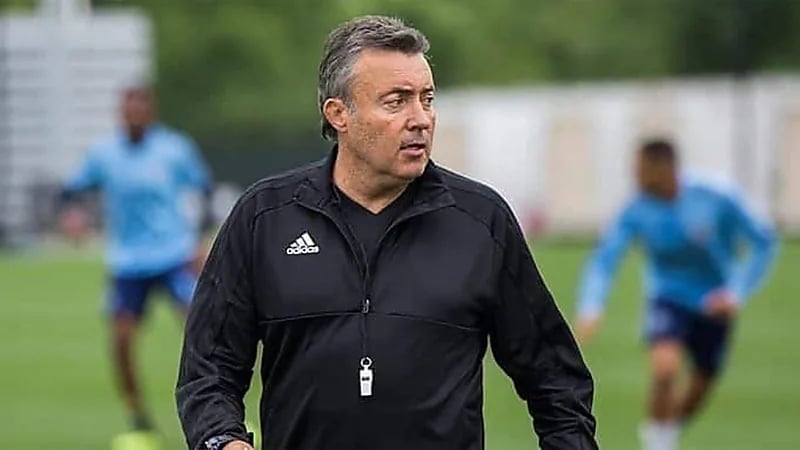 النصر يقترب من ضم "تورنت" لتدريب الفريق بعد رحيل مينيز 