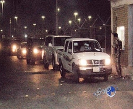 ضبط سعوديين حاولوا تهريب فتاة "بدون" عبر منفذ السالمي