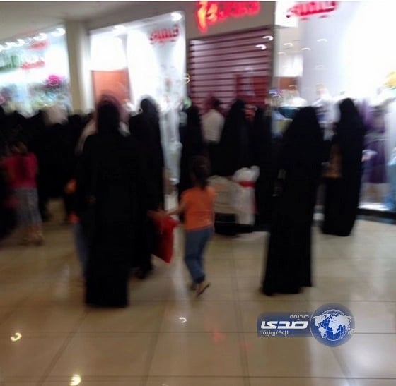 مواطنة تنسى ابنتها داخل معرض بالرياض.. بعد سرقته