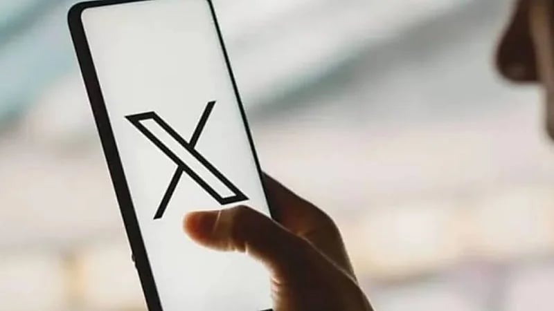 عطل مفاجئ يضرب "إكس" ويؤثر على آلاف المستخدمين حول العالم