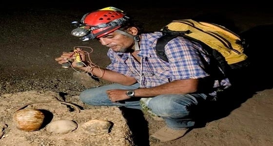 " مغامر مكسيكي " يكشف عن أروع الكهوف بالمملكة