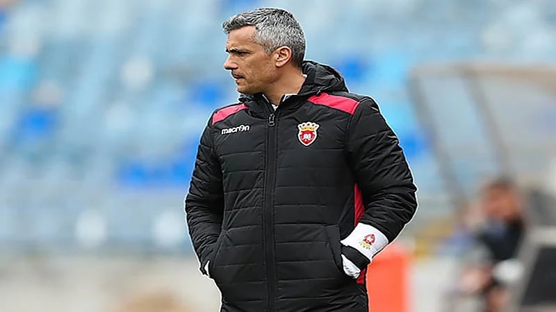 الهلال مهتم بالتعاقد مع مدرب أروكا البرتغالي