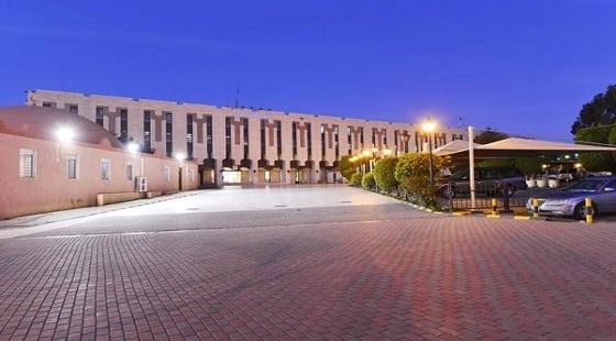 بالصور.. استئصال ورم سدوي من معدة مريضة بالمنظار الجراحي بمستشفى عسير المركزي