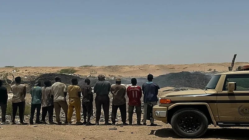 ضبط 11 مخالفًا لتلويثهم البيئة بحرق مخلفات صناعية في جدة