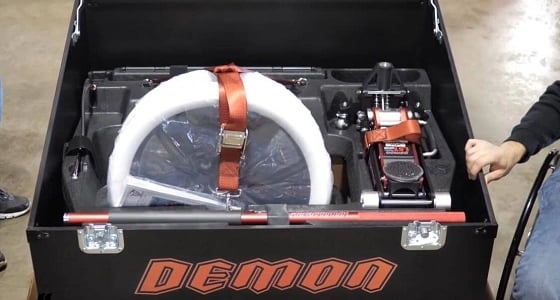 " دودج تشالنجر SRT " أسرع سيارة قانونية للطرق