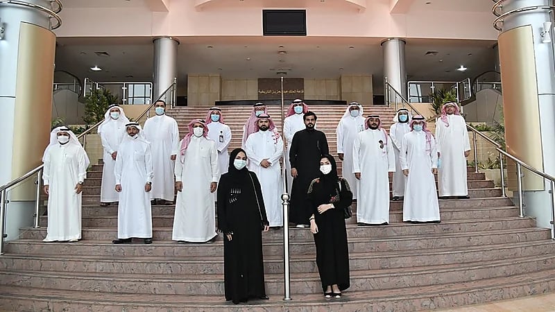 "أم القرى" تُخرِّج أول دفعة من طلبة الدراسات العليا في علم الأدوية والسموم