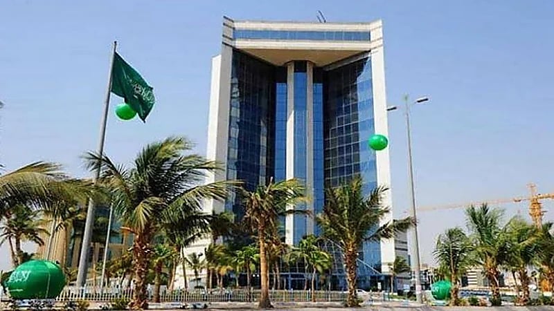 الصناعة تعلن بدء التسجيل في برنامج الخريجين الجدد