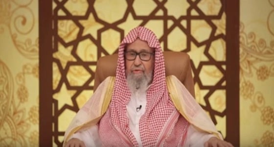 بالفيديو.. " الفوزان " يشيد بالخدمات التي يقدمها ولاة الأمر لزوار الحرمين برمضان