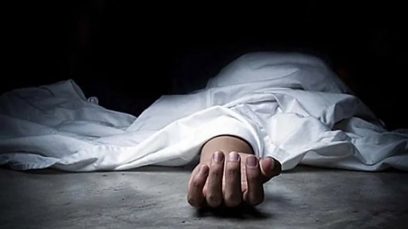 وفاة عريس بعد 5 أيام من زفافه لسبب غريب 