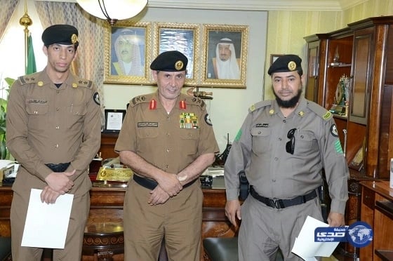 بالفيديو.. متصل يضع مذيعة في موقف محرج ويكذبها على الهواء